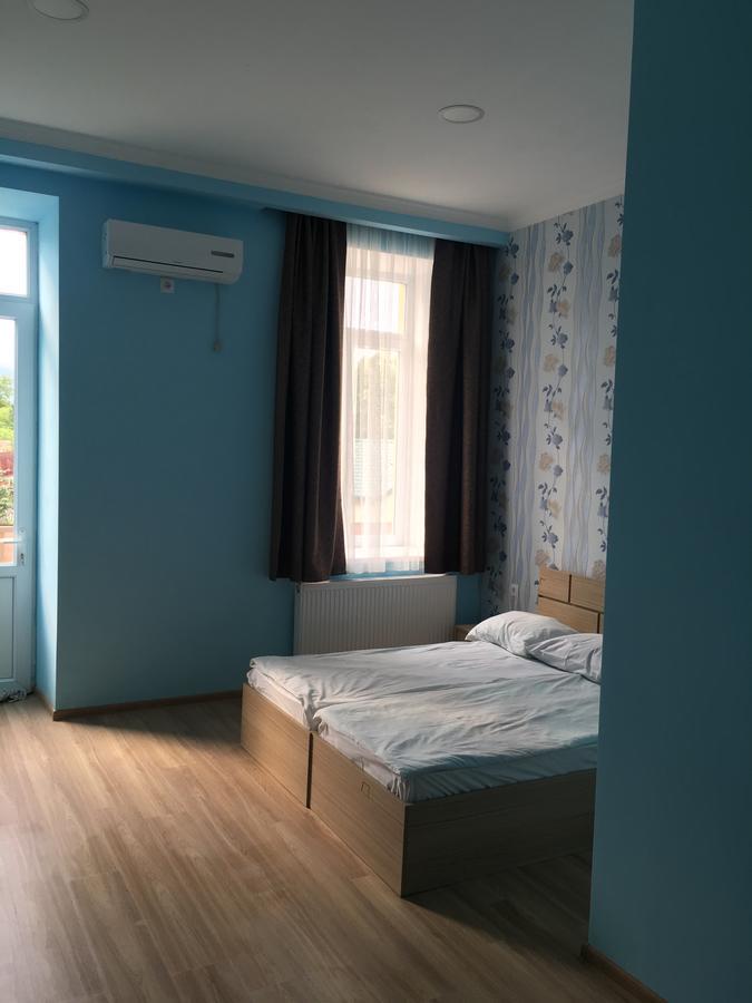 Kmg Hotel Khashuri ภายนอก รูปภาพ