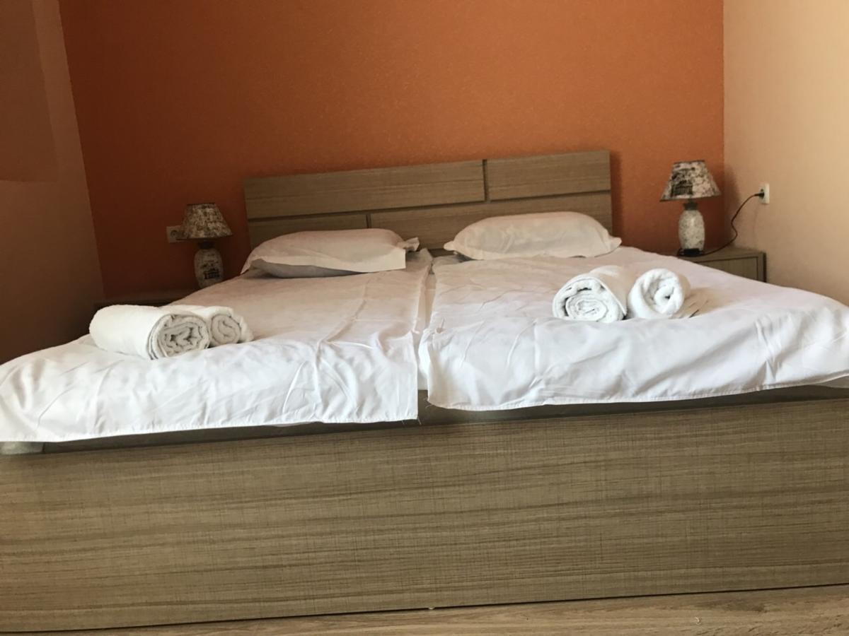 Kmg Hotel Khashuri ภายนอก รูปภาพ