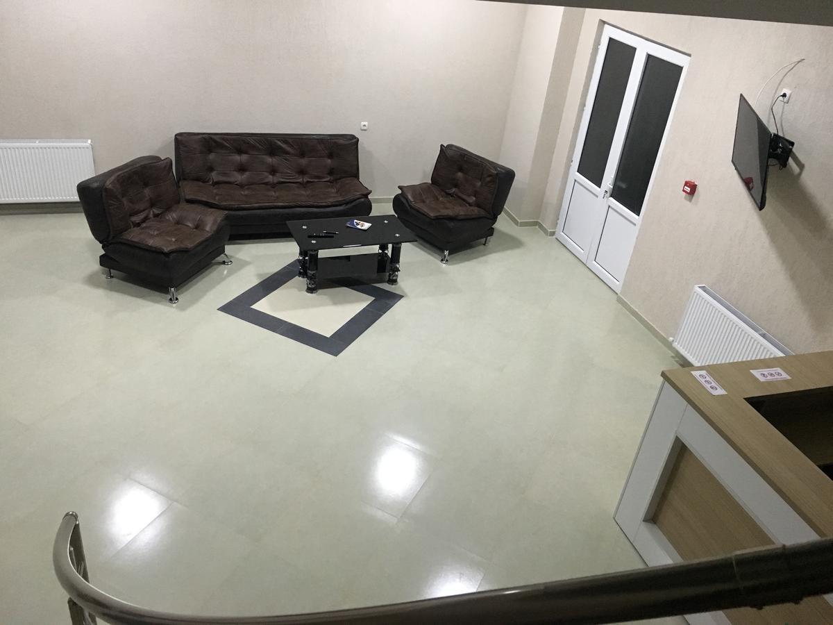 Kmg Hotel Khashuri ภายนอก รูปภาพ