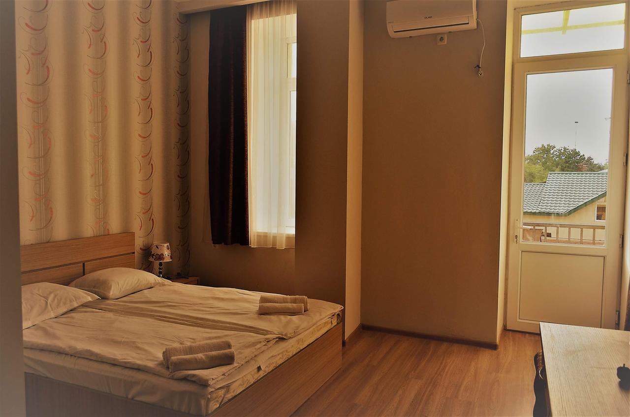 Kmg Hotel Khashuri ภายนอก รูปภาพ